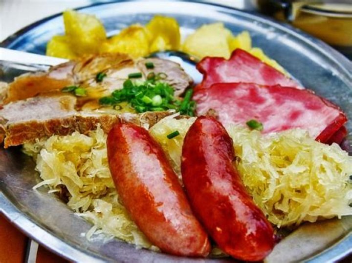 What food is Vienna famous for?